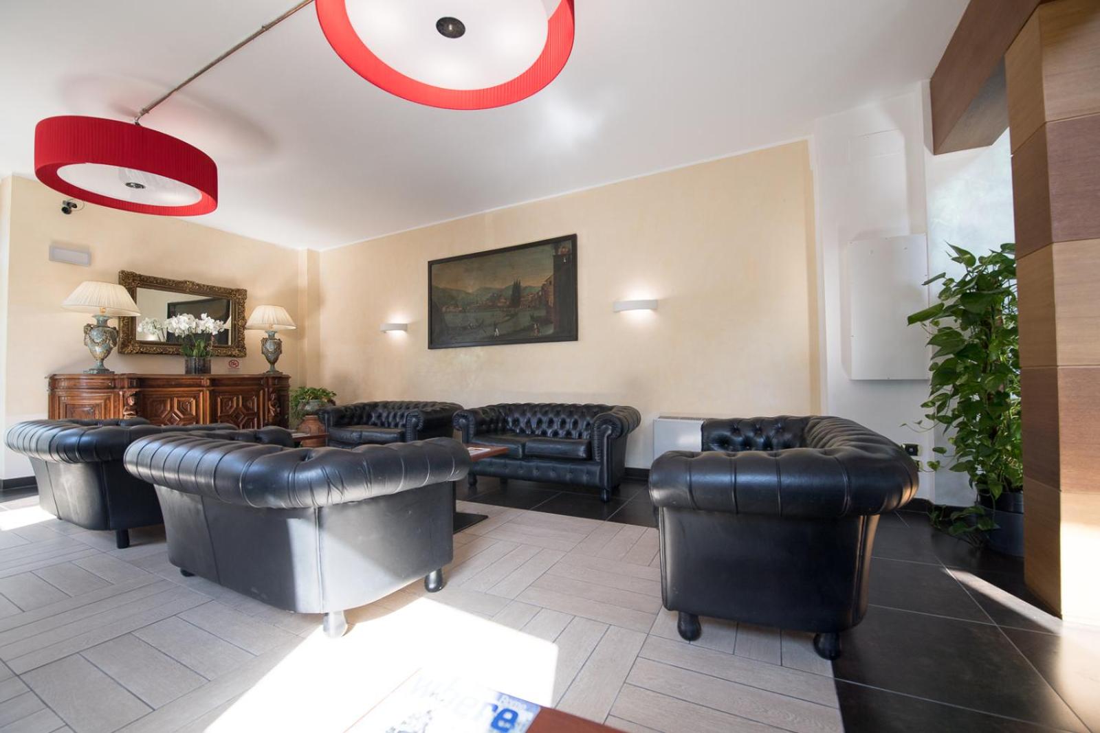 Фото Quality Hotel Nova Domus