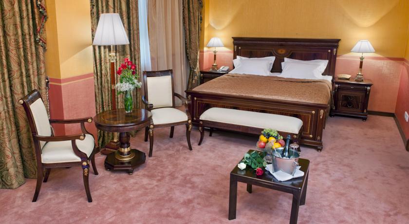 Фото Ramada Plaza by Wyndham Gence