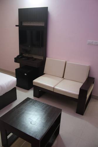 Фото Hotel Golden Sky