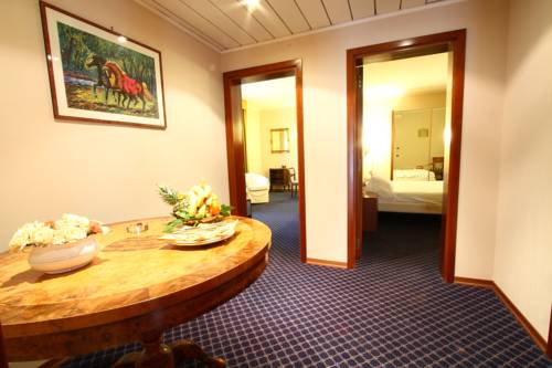 Фото Best Western Garden Hotel