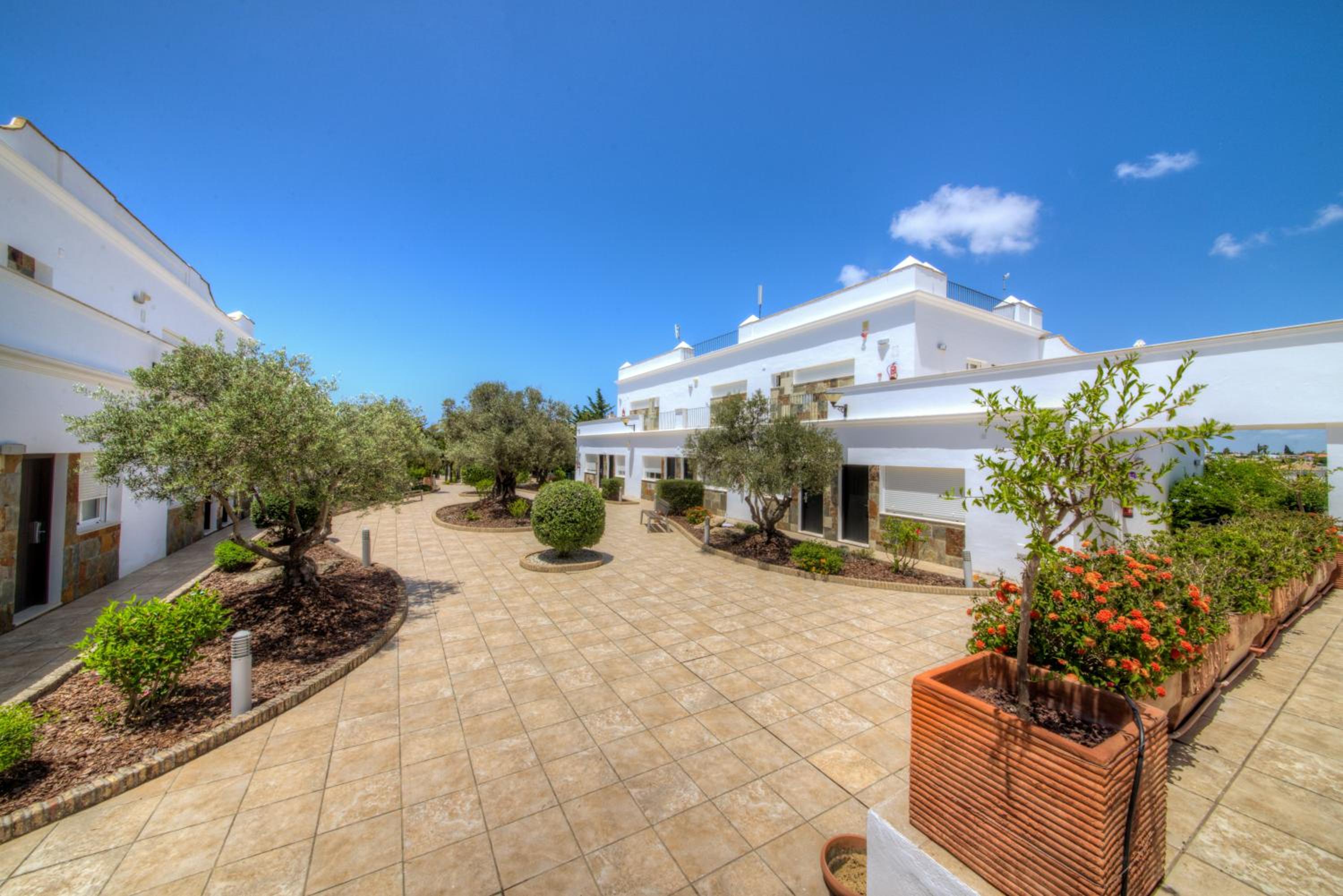 Фото Apartamentos Piedramar