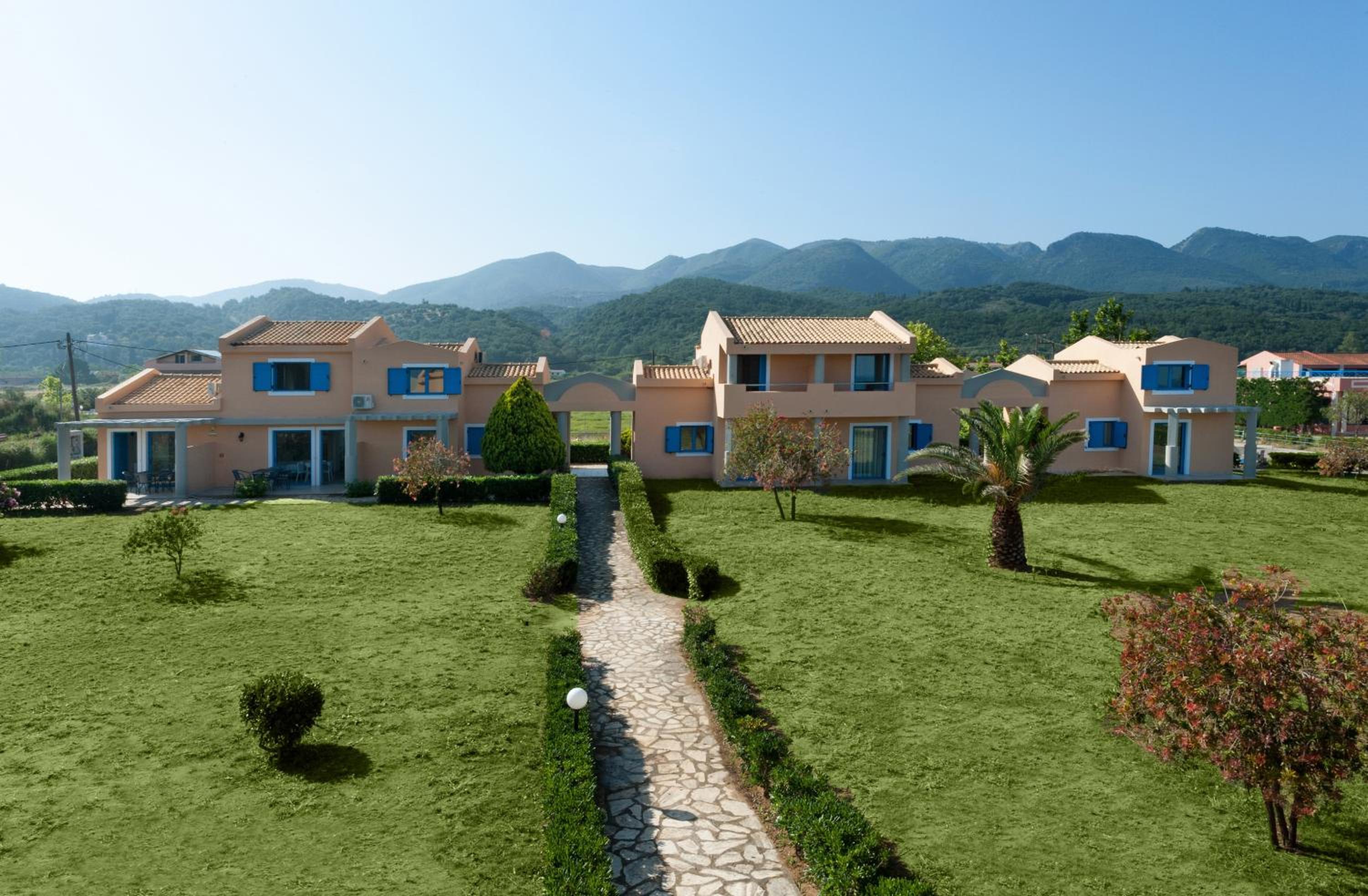 Фото Ammoudia Maisonettes