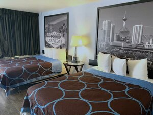 Гостиница Super 8 by Wyndham Las Vegas North Strip/Fremont St. Area