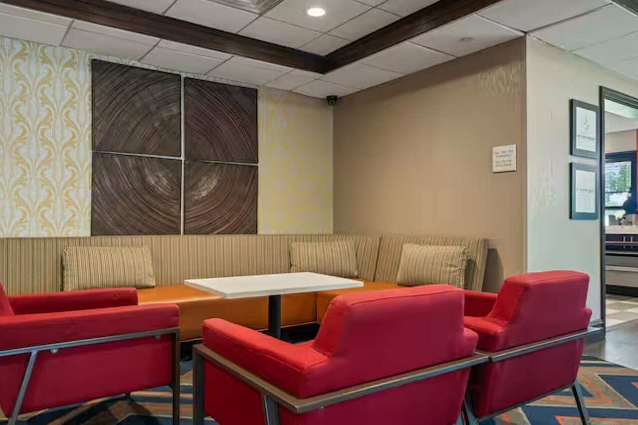 Фото Hampton Inn Ridgefield Park