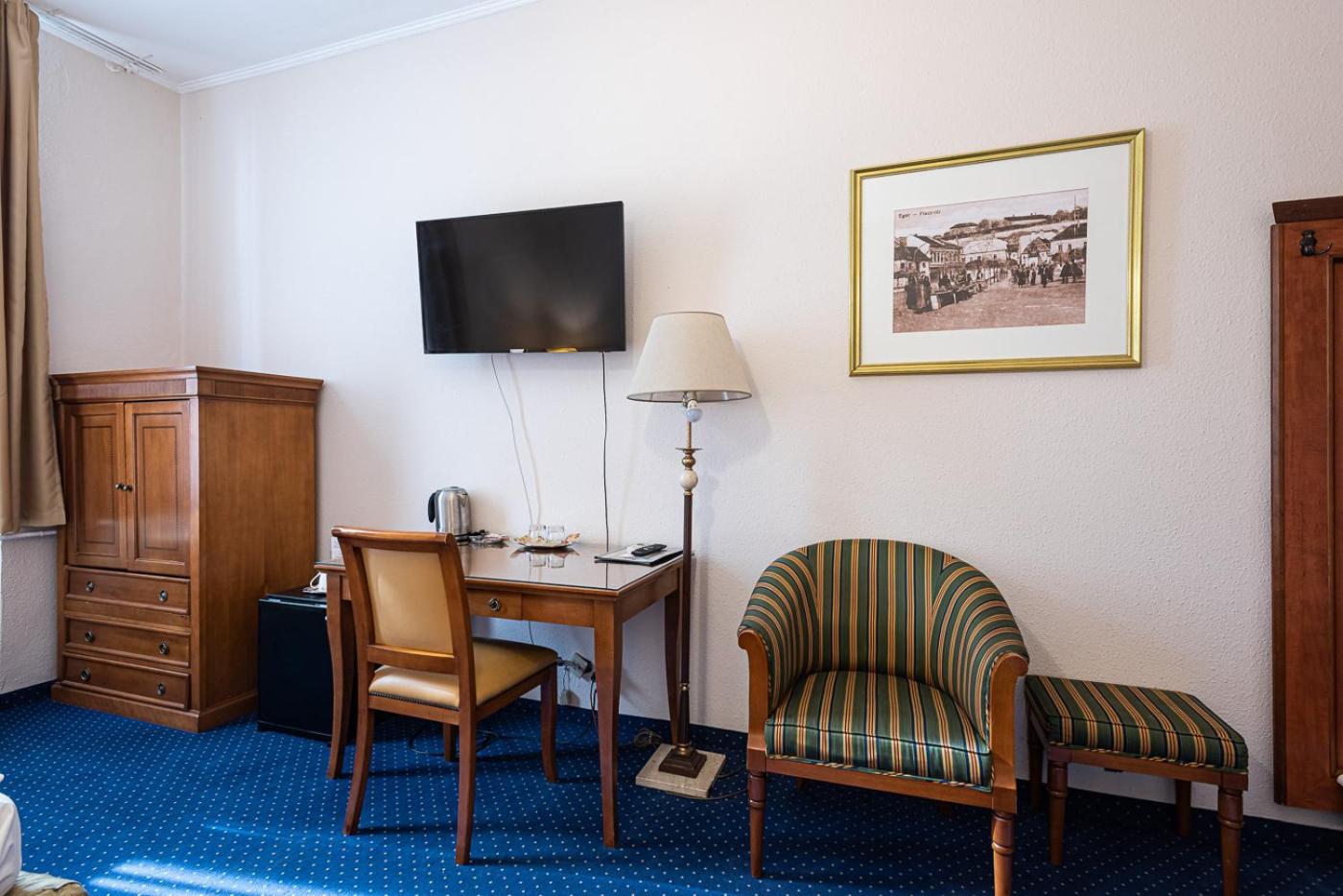 Фото Hotel Romantik Eger