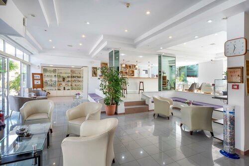 Гостиница Koala Hotel в Косе
