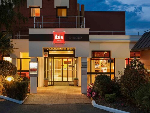 Гостиница Hôtel Ibis Toulouse Blagnac Aéroport в Бланьяке