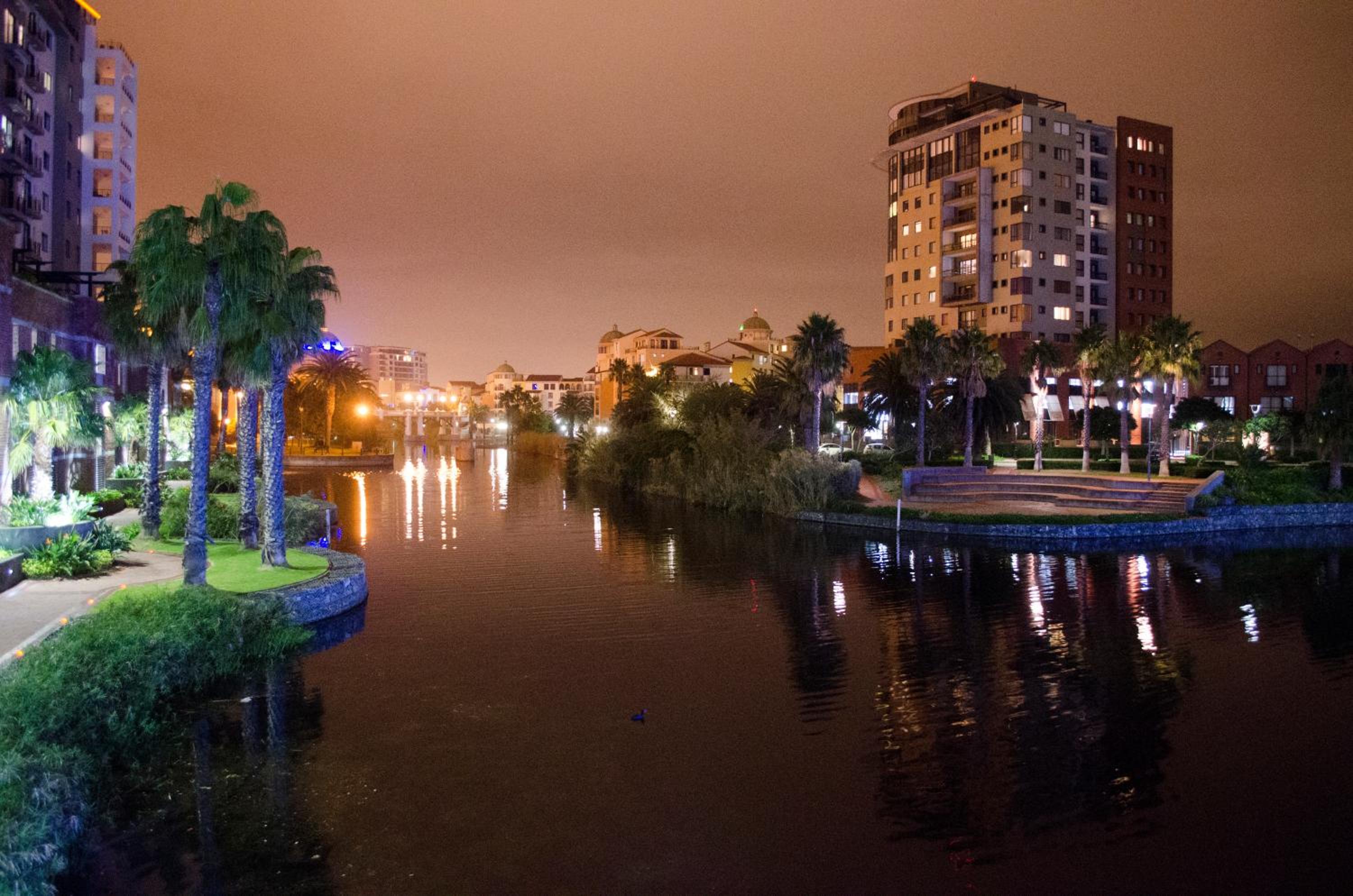 Фото Manhattan Luxury Apartments