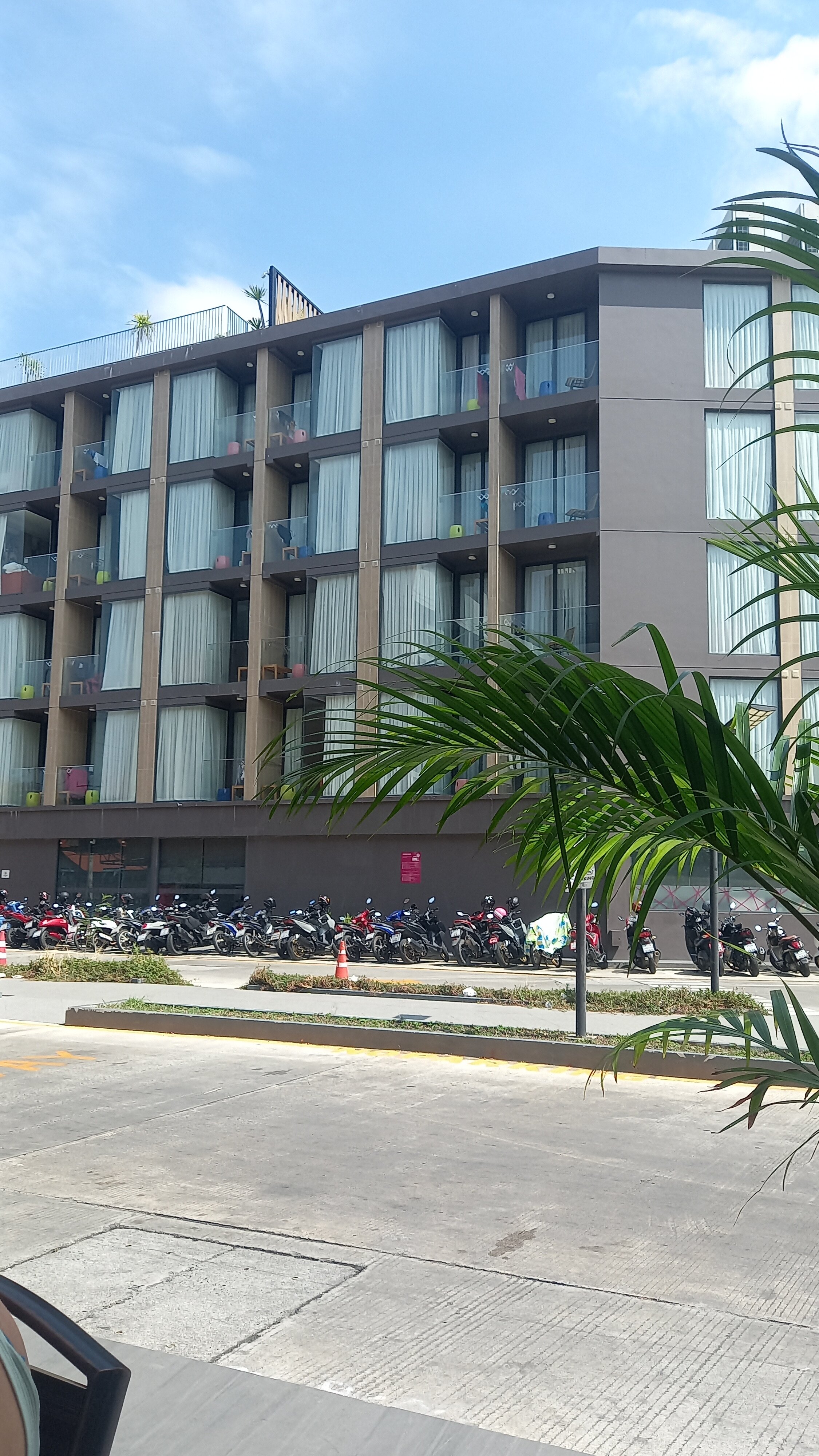 Фото Glow Mira Karon Beach