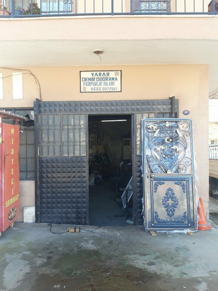 Wrought iron Yarar Ironworks, Izmir, photo