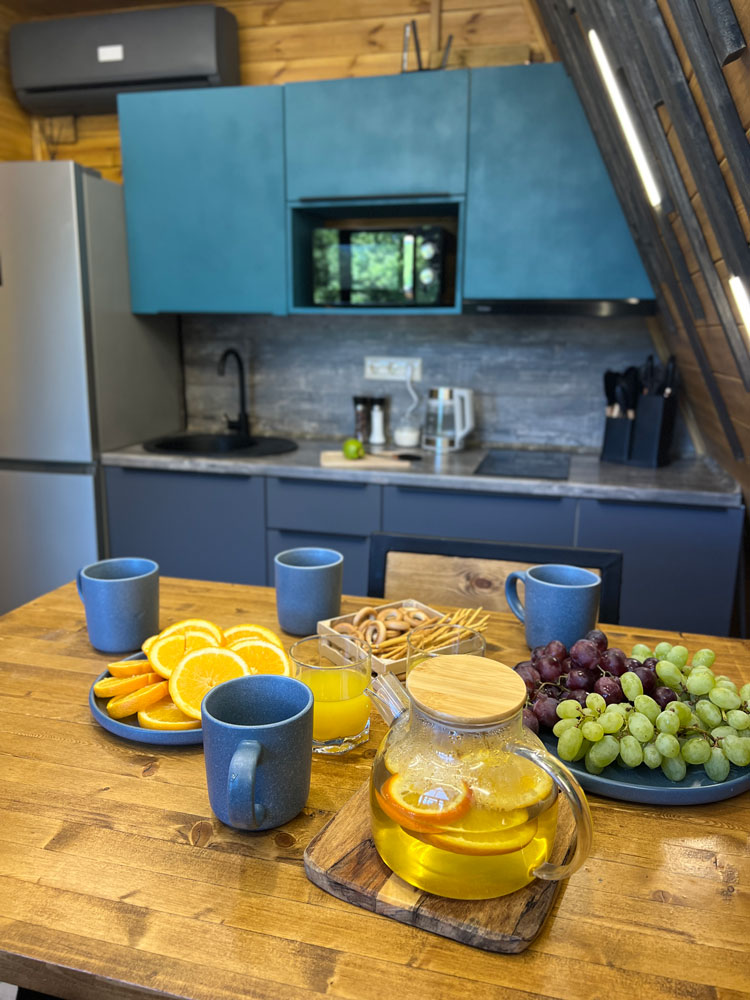 Фото Коттедж в лесу