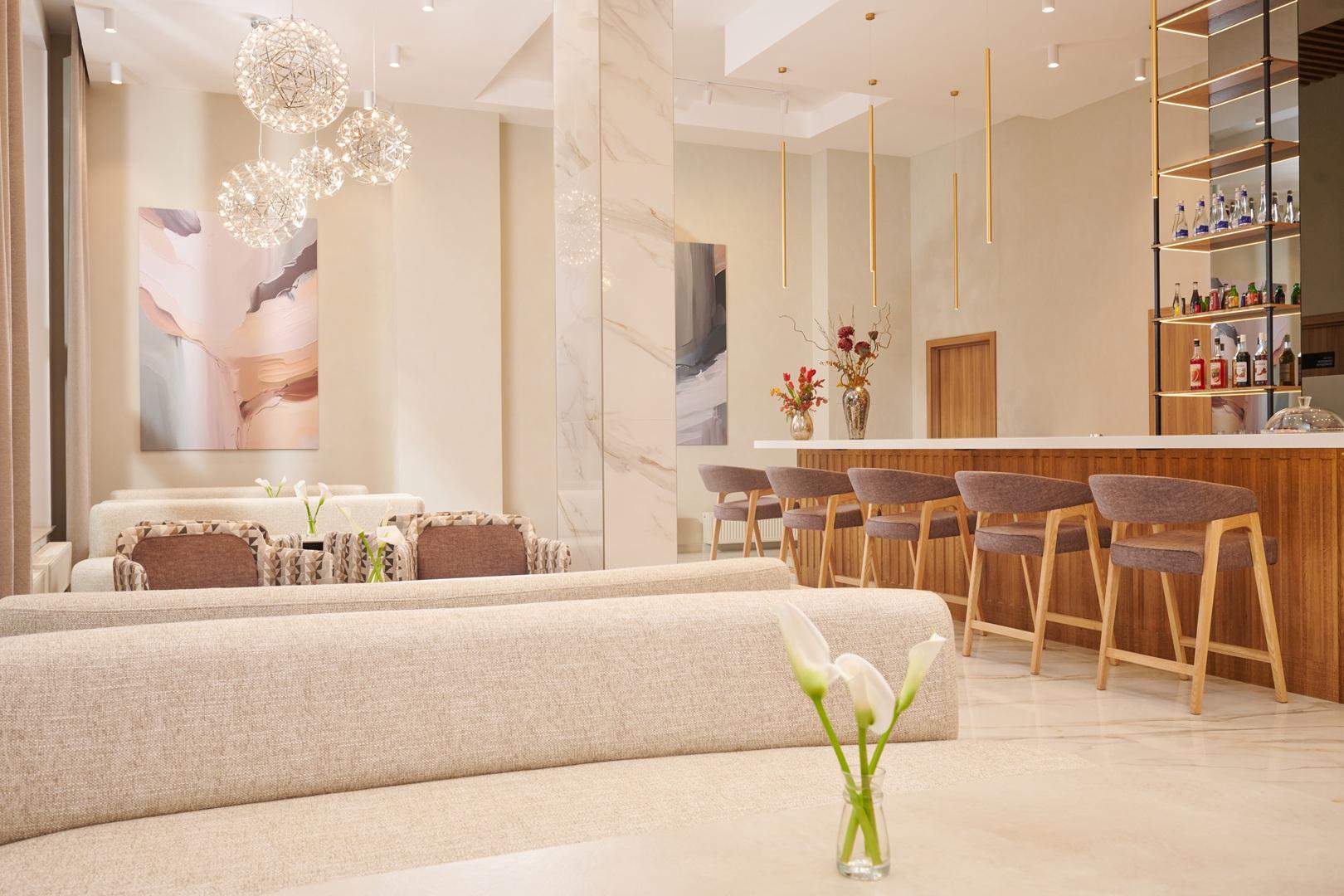 Фото Aura City Hotel