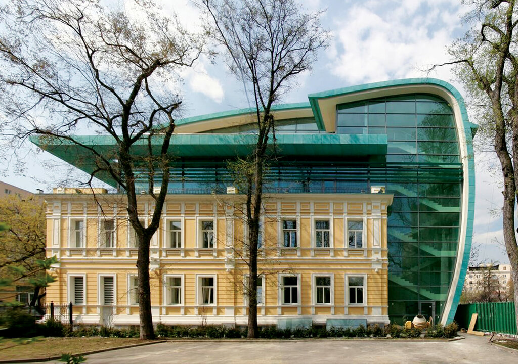 Фасады зданий в москве