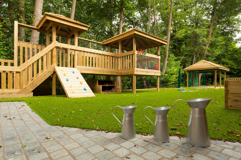 School Bright Horizons Crawley Day Nursery and Preschool, Crawley, photo