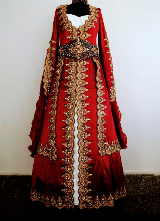 مصنع ملابس Duha Kaftan Bindallı Toptan Perakende ، إزمير، صورة