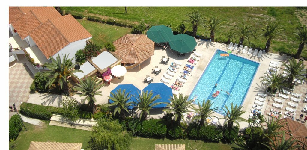 Фото Morfeas Hotel