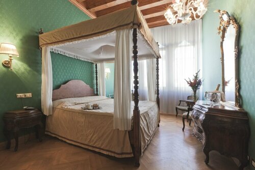 Гостиница Palazzo Cendon - Le Mansarde в Венеции