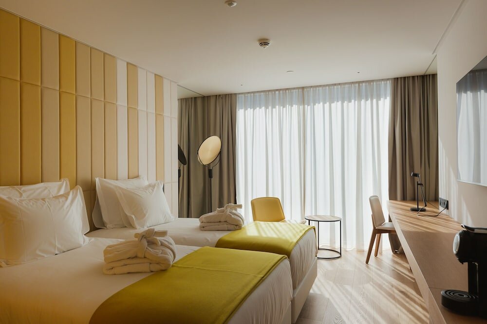 Фото Lumen Hotel & The Lisbon Light Show