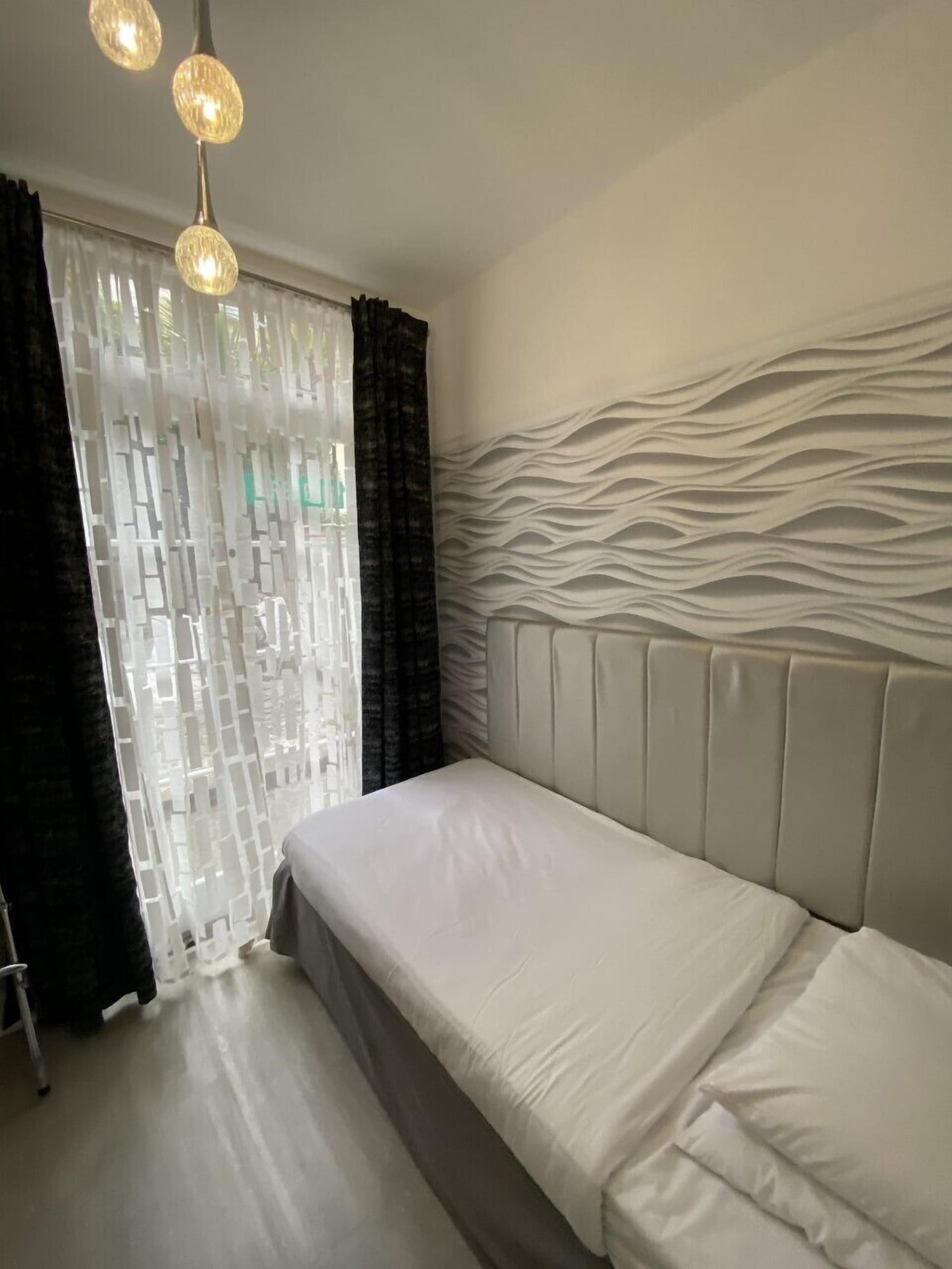 Фото Swinton Hotel