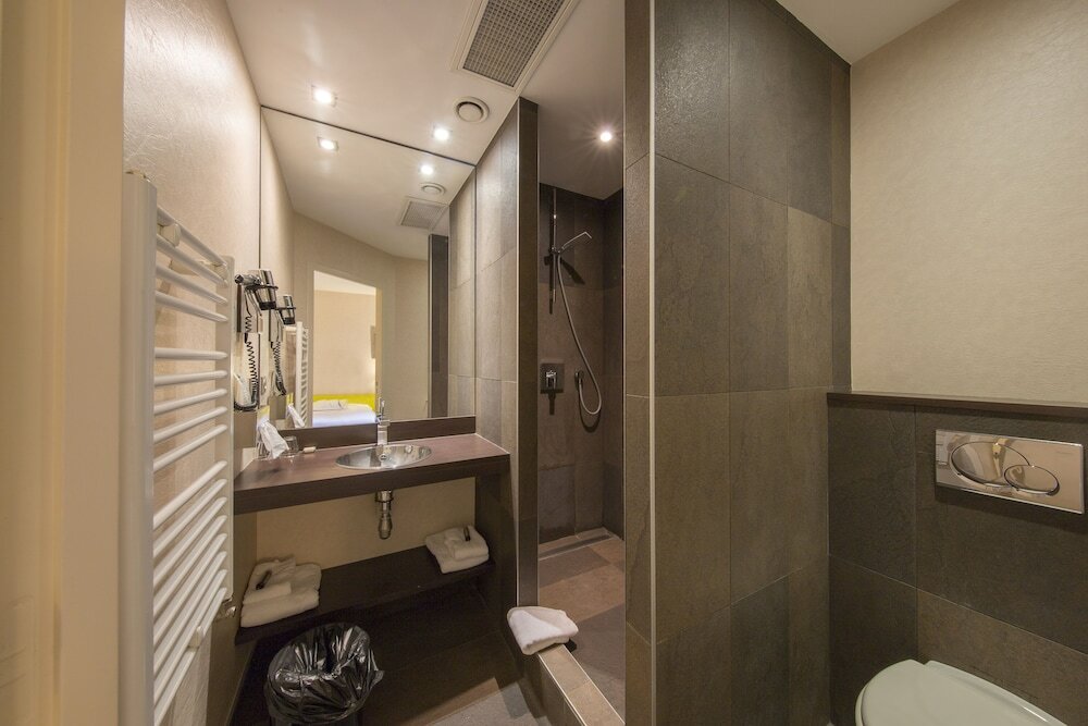 Фото Hotel Des Lices