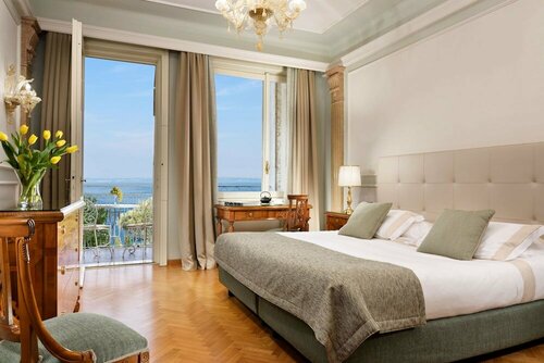 Внешний вид отеля Villa Cortine Palace Hotel в Сирмионе, фото 2