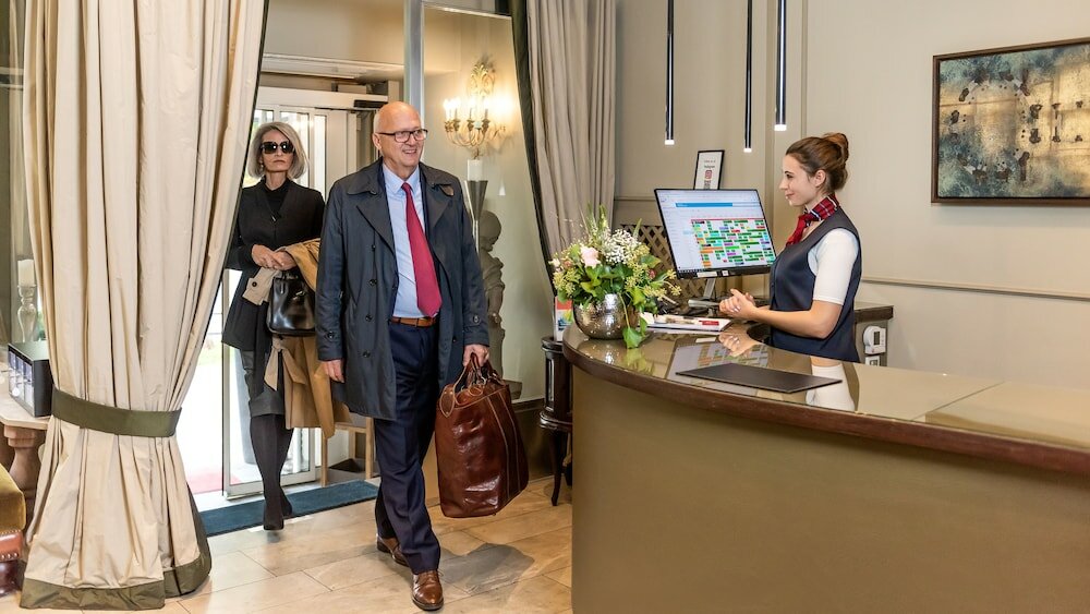 Фото Hotel Würzburger Hof