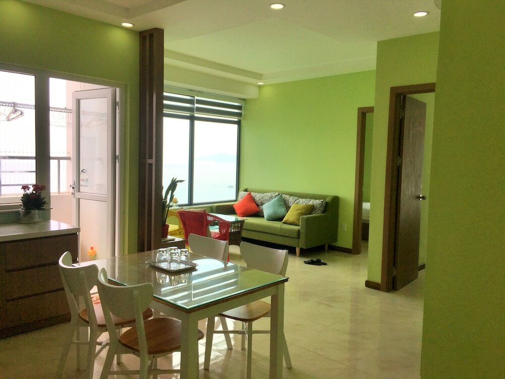 Фото Seaview Front Apartment