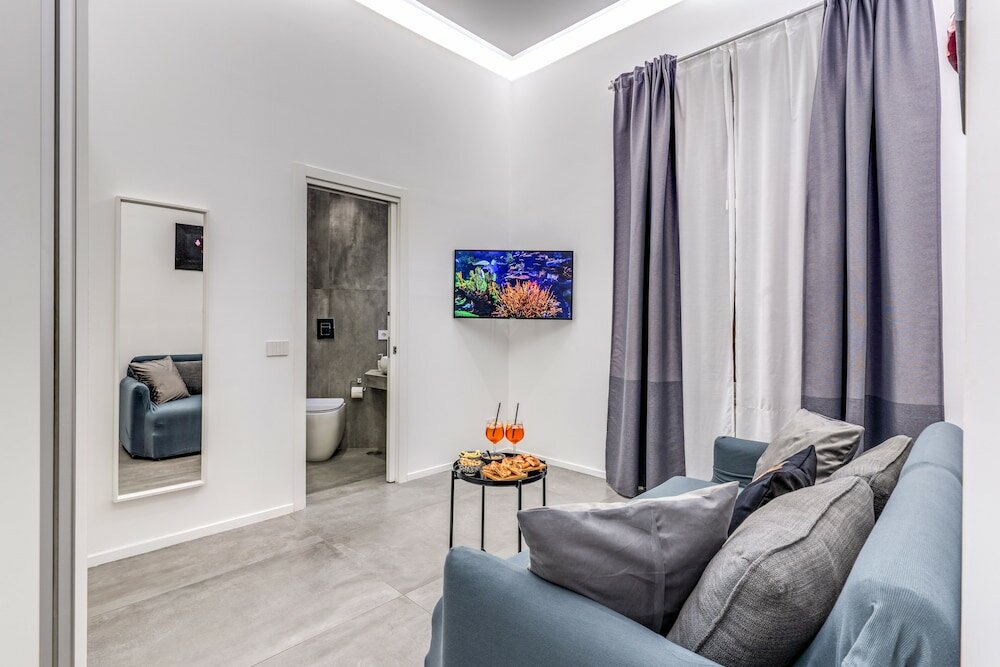 Фото Gallery Suite Naples