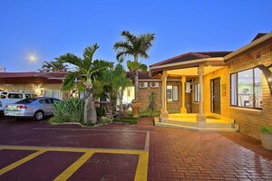 Гостиница Gecko Inn Guest House