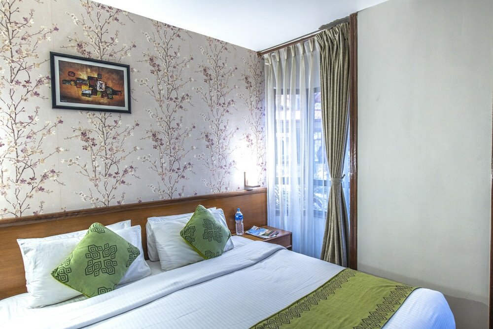 Фото Hotel Nirvana Luxury International