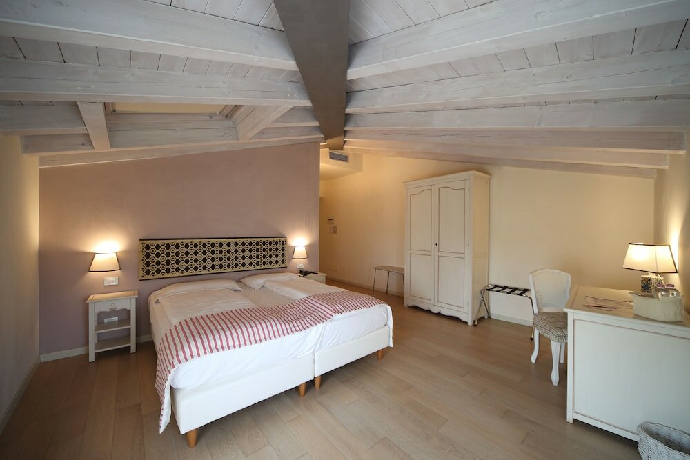 Фото Hotel Villa Moron