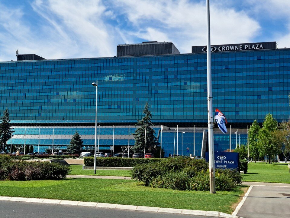 Фото Краун Плаза Белград