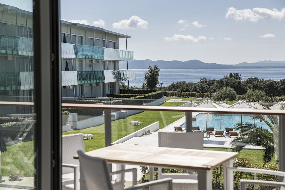 Фото Falkensteiner Residences Senia