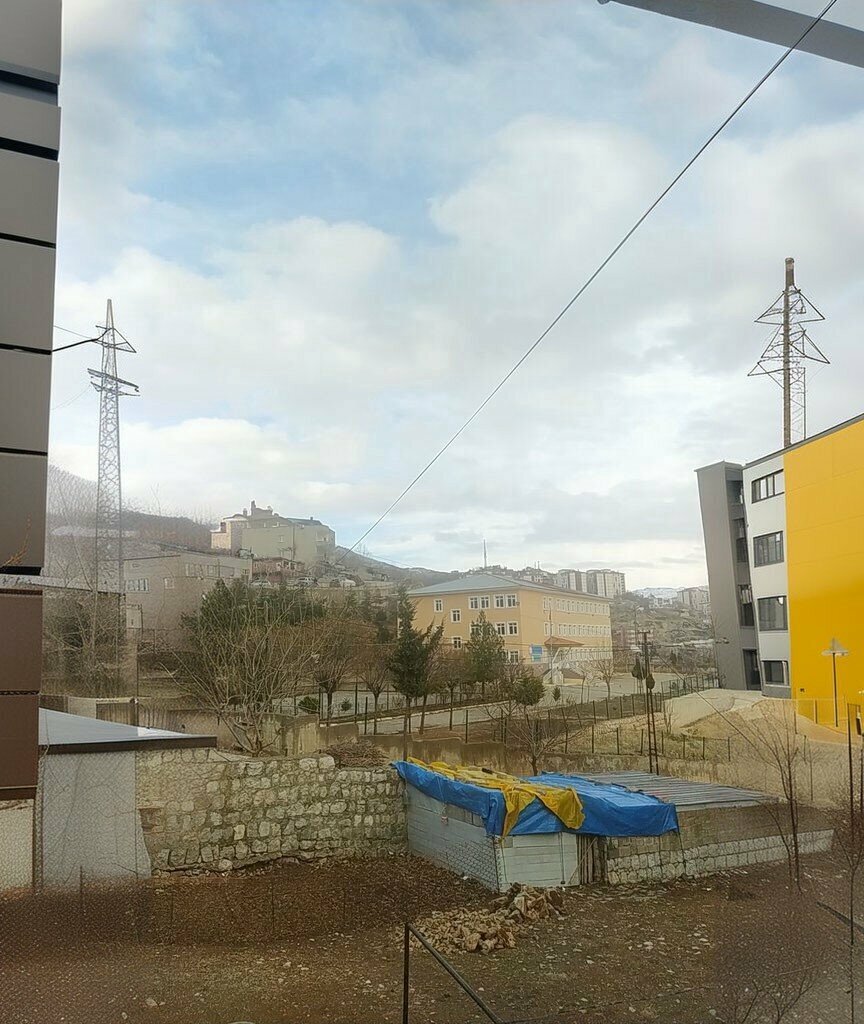 School Sukru Gelis Middle School, Sirnak, photo