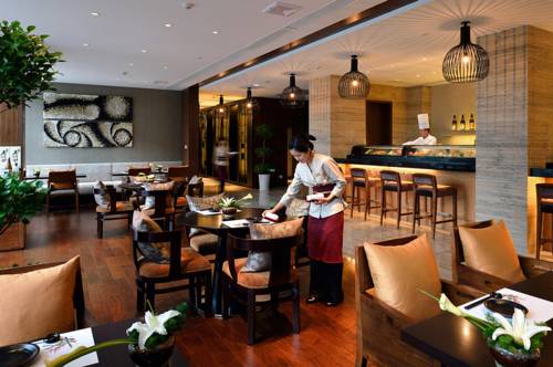 Фото Howard Johnson Ifc Plaza Ningbo