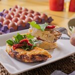 Sofía (Santa Cruz de la Sierra, Distrito Municipal PI), egg and poultry meat