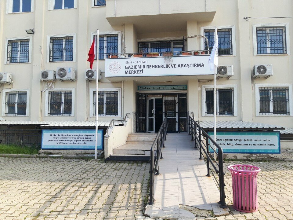 Educational center Gaziemir Guidance and Research Center, Izmir, photo