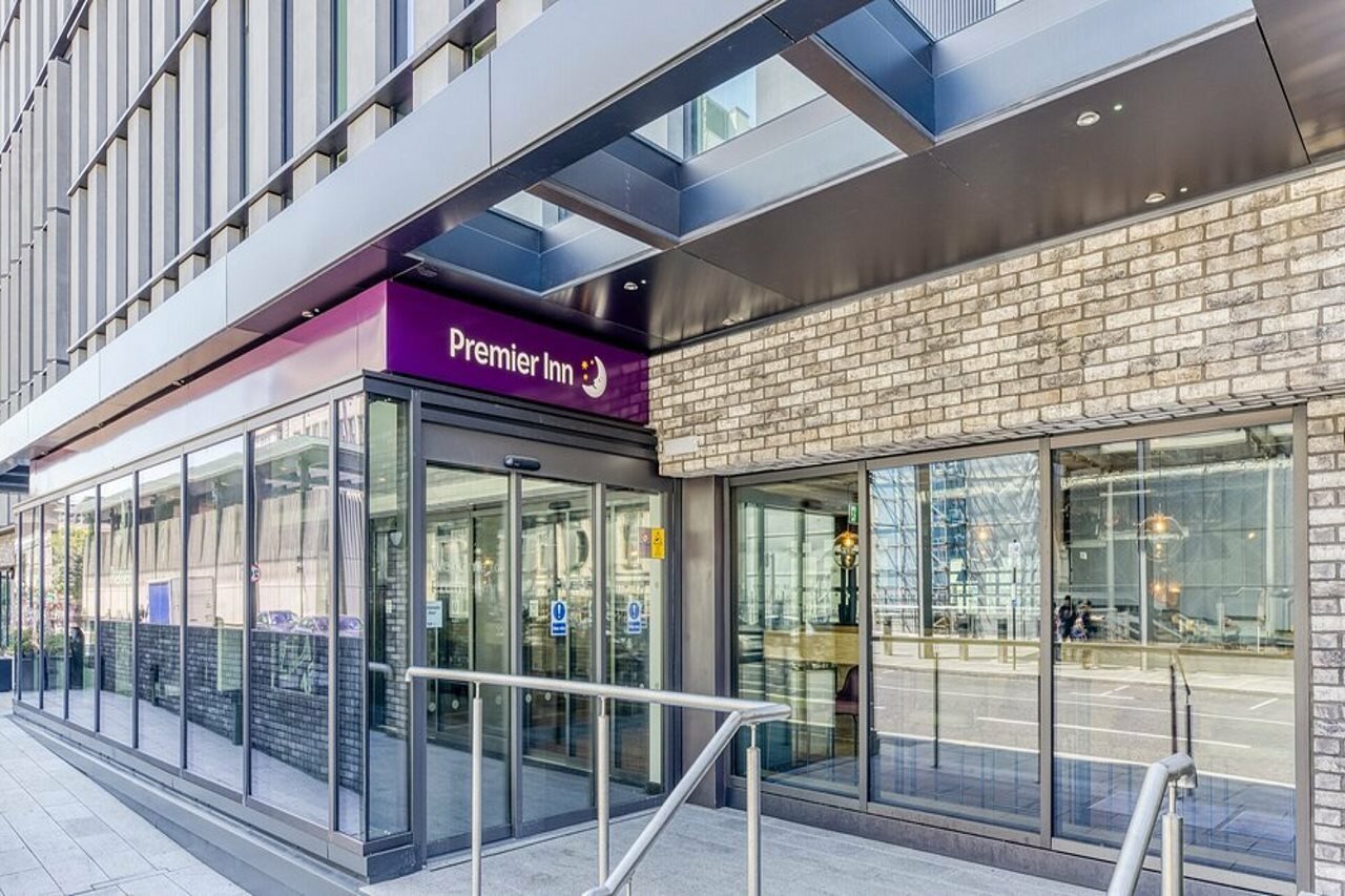 Фото Premier Inn London Paddington Hotel