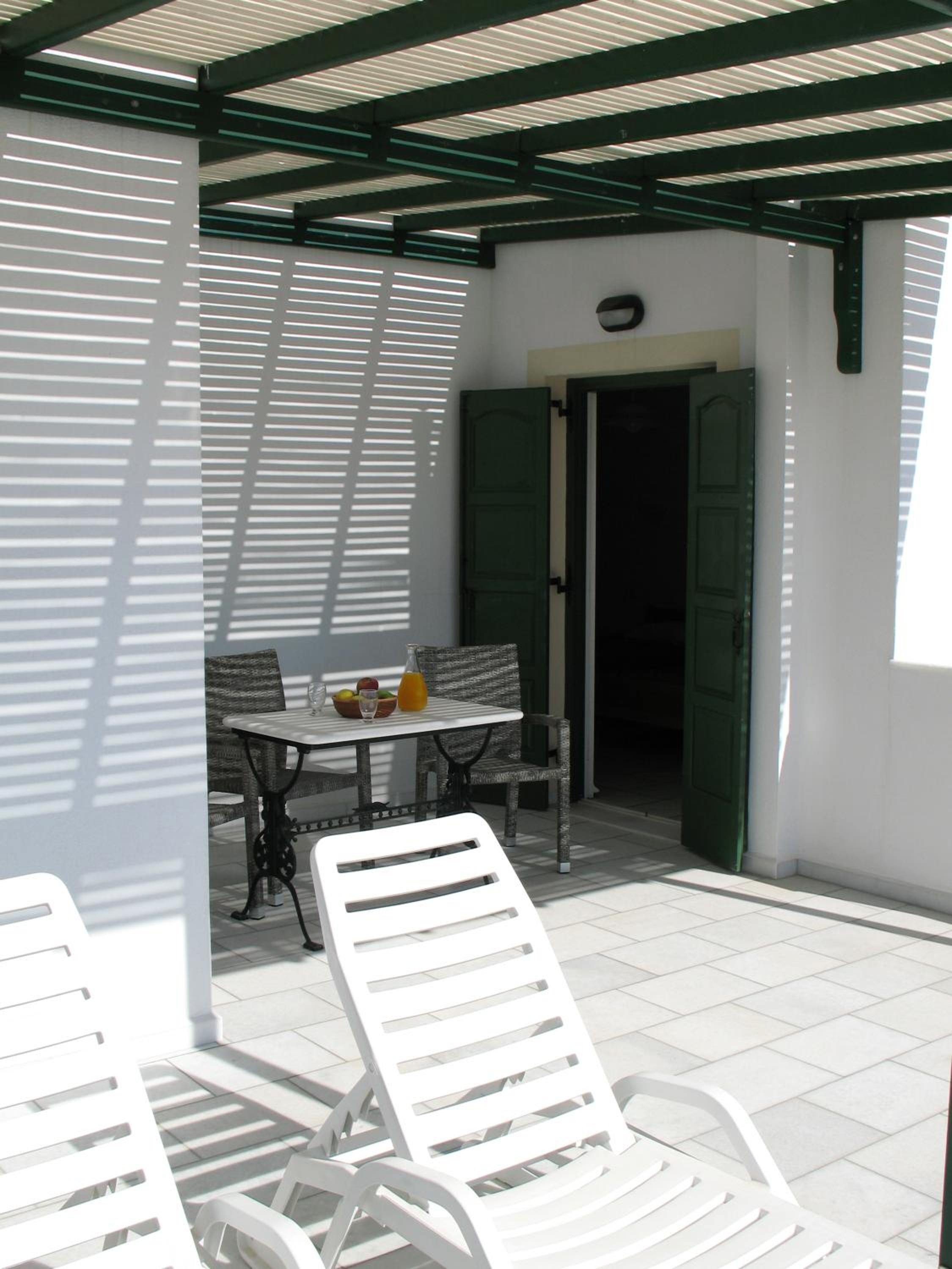 Фото Aegeon Apartments