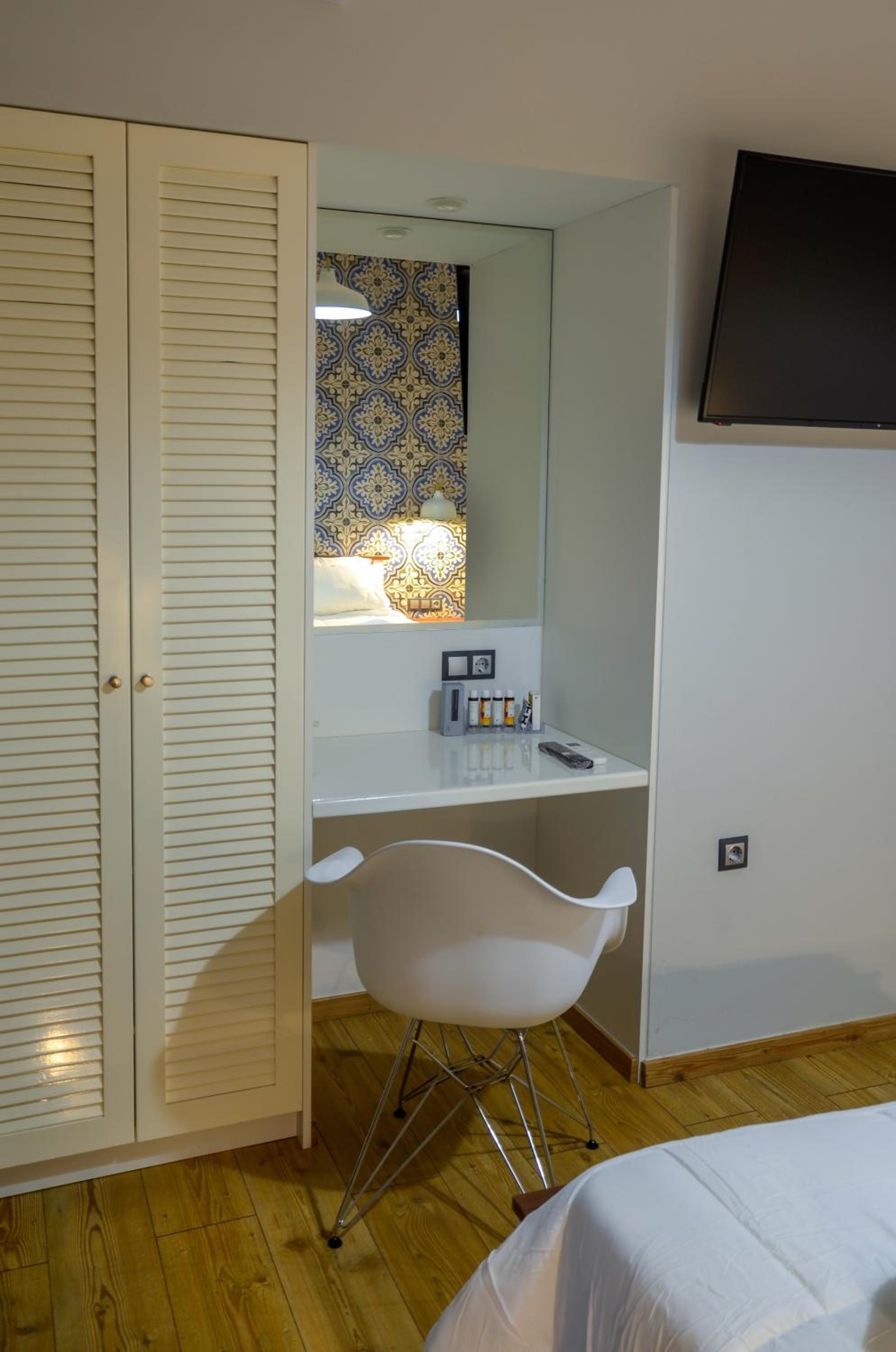 Фото Ano Aparthotel