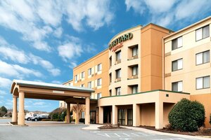 Гостиница Courtyard Marriott Salisbury