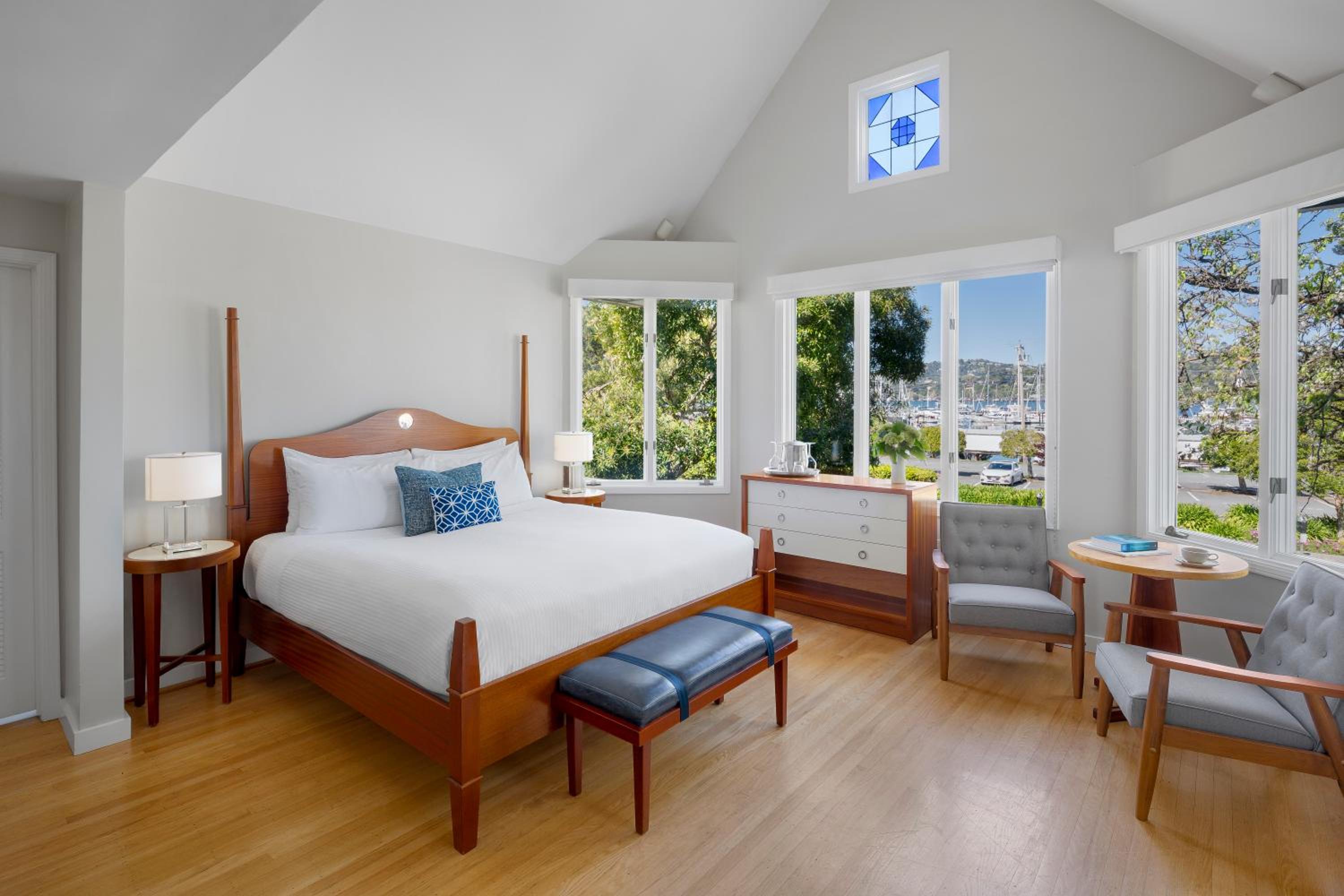 Фото Casa Madrona Hotel & SPA