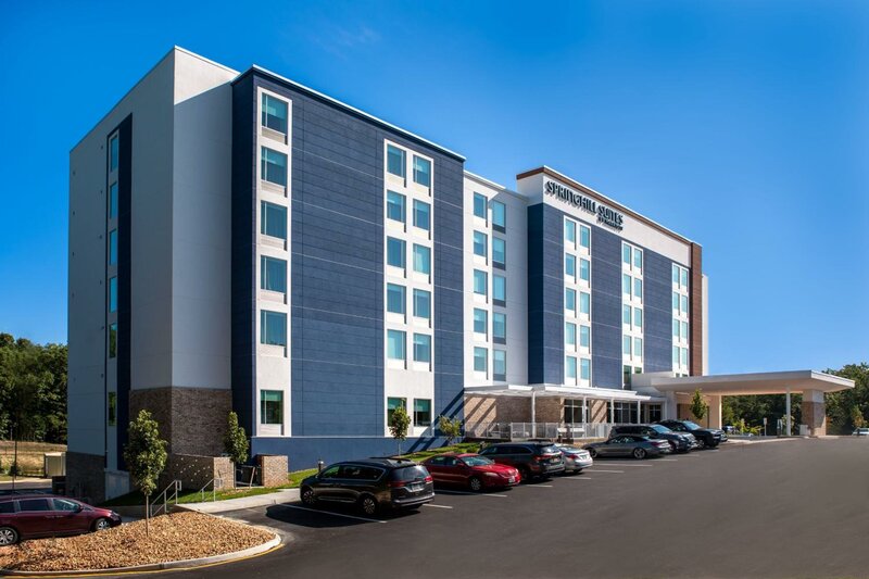 Гостиница SpringHill Suites Chester в Честере