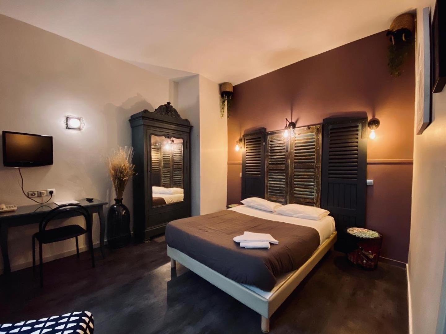 Фото Hotel Le Midi Clermont-Cournon