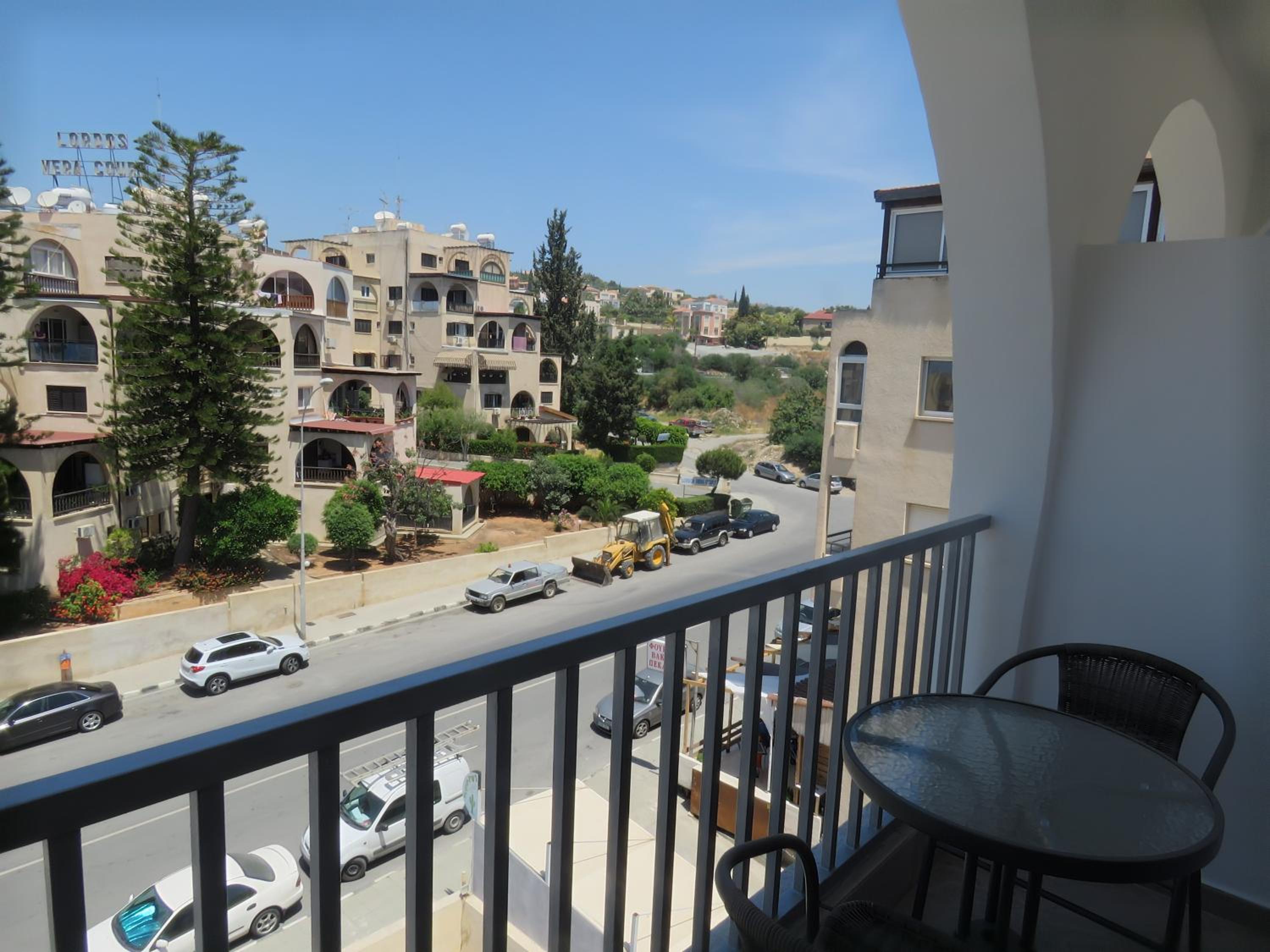 Фото Polyxeni Hotel Apartments