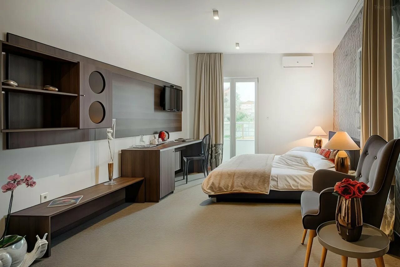 Фото отеля 2