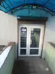 Small Doors (Aptechnaya ulitsa, 1А), puertas
