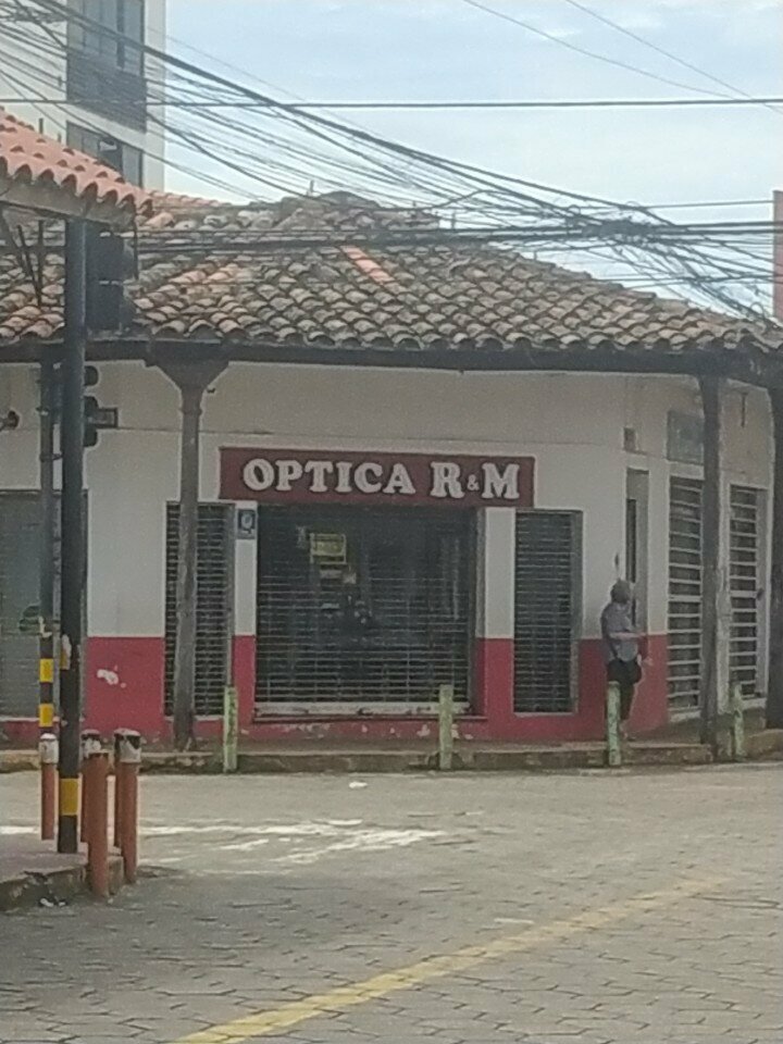 Opticial store Optica R&m, Santa Cruz de la Sierra, photo