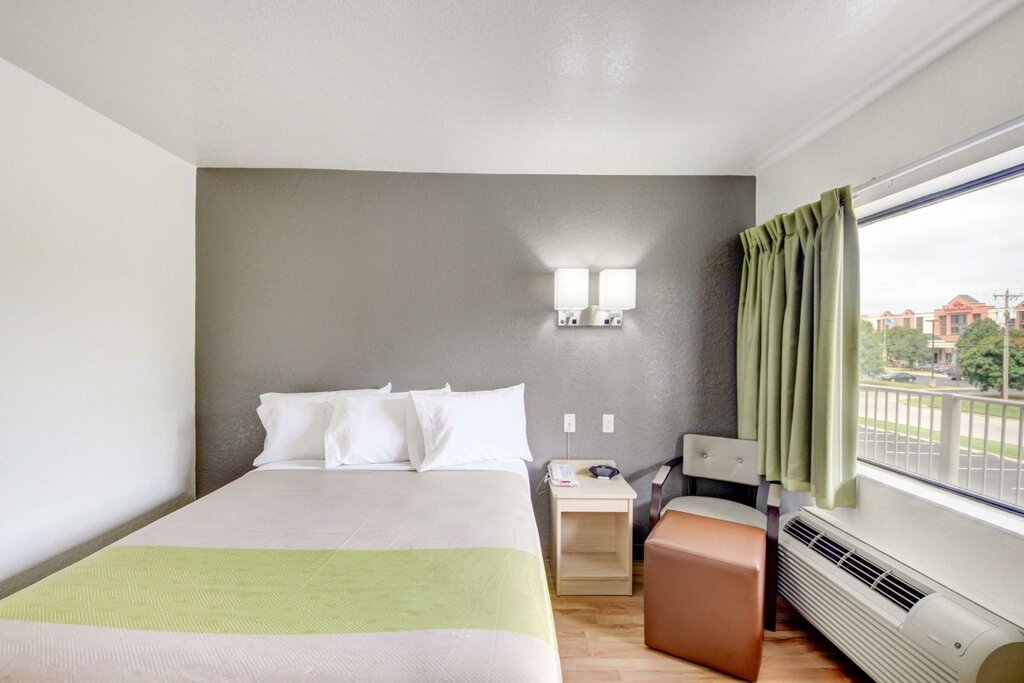 Hotel Studio 6 Midwest City, Midwest City, photo