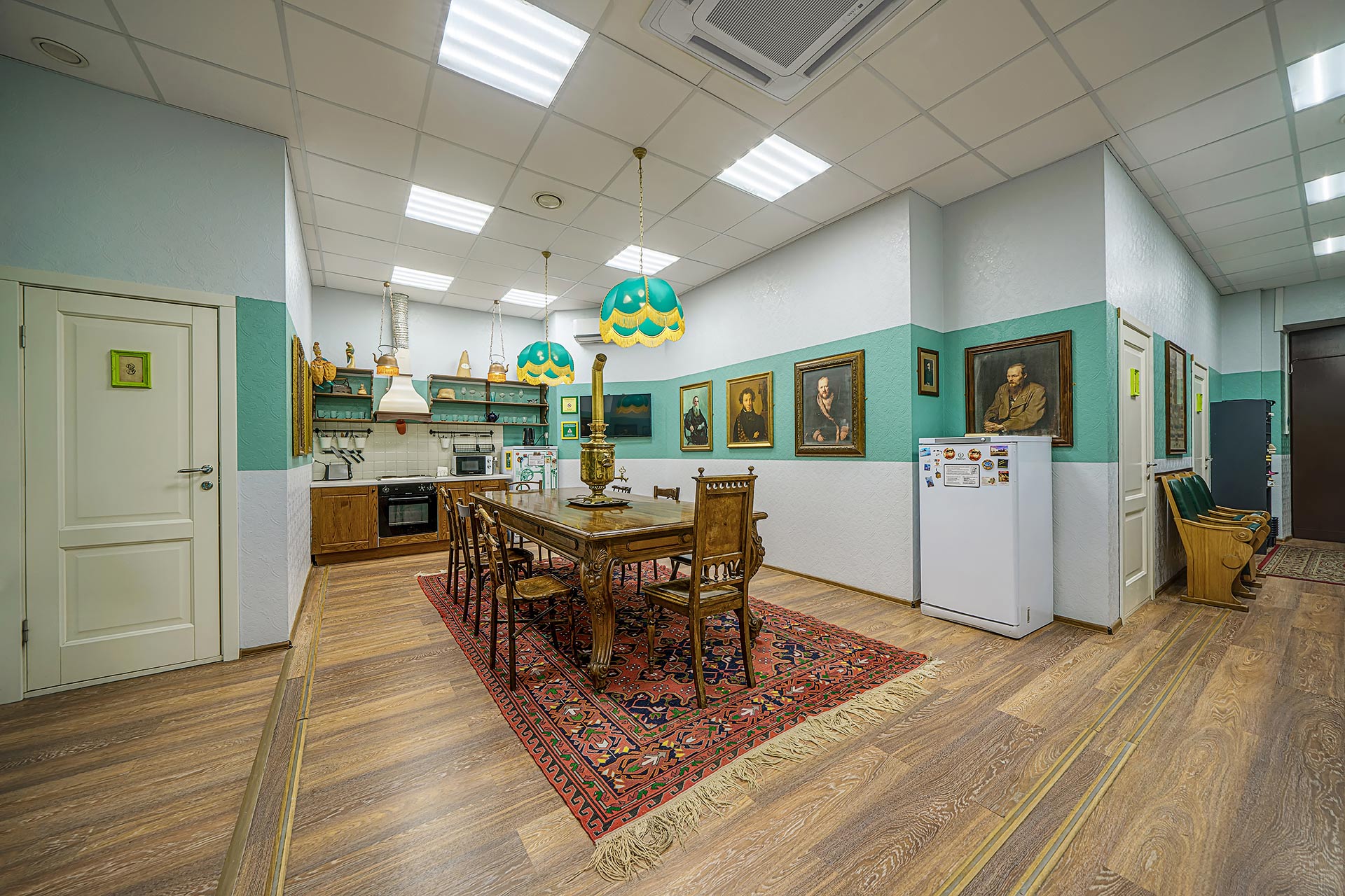 Фото отеля 2